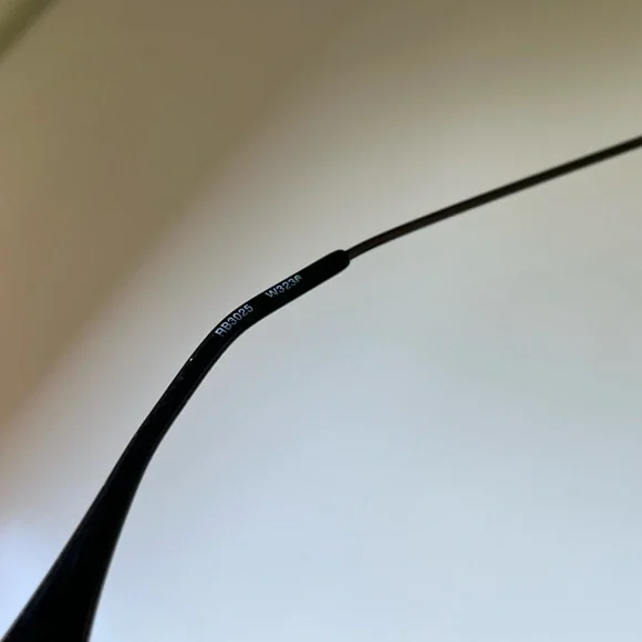 Ray-Ban Aviator Sunglasses - Picture 3 of 4